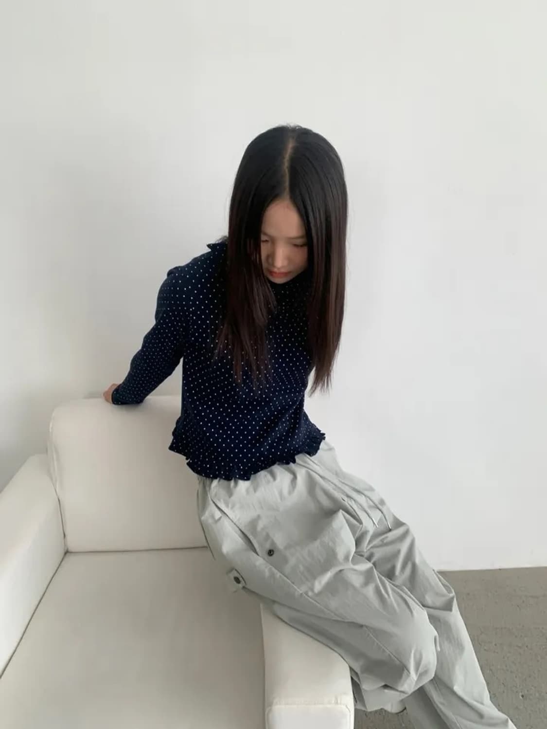 도트 프릴 카라 티셔츠 상품이미지1