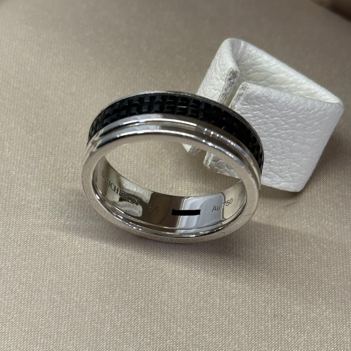 [정품] 부쉐론 콰트로 블랙 에디션 웨딩 밴드 라지 모델 상품이미지5