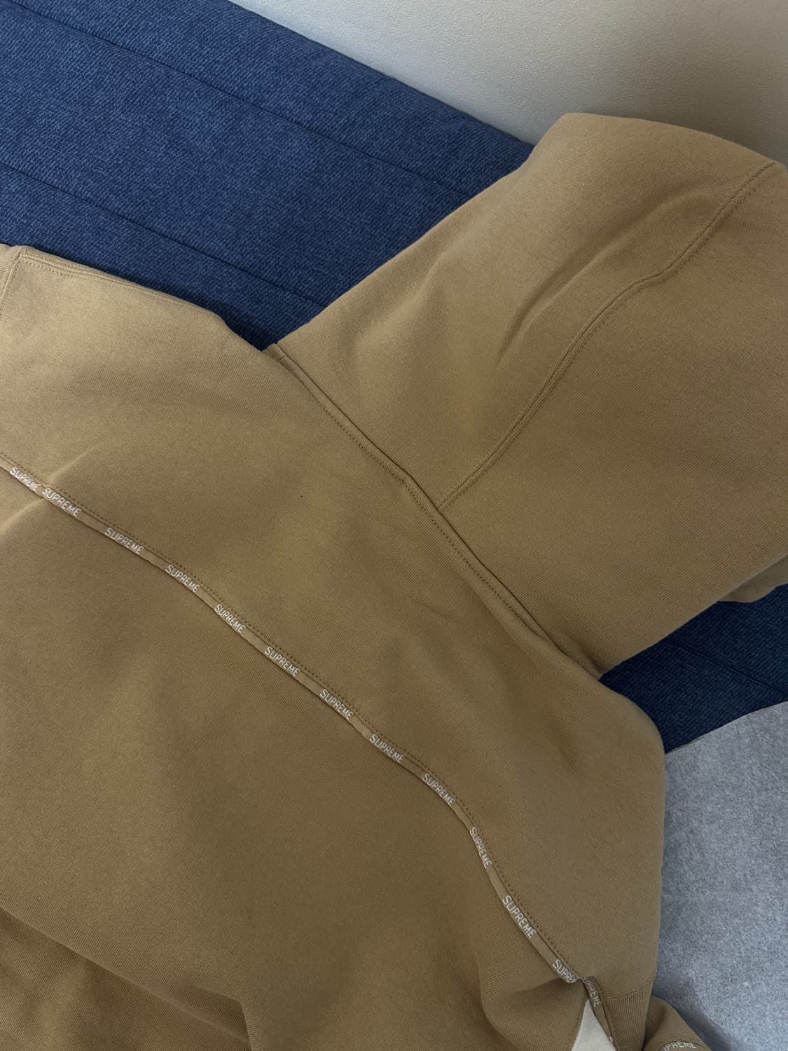 25fw 슈프림 파이핑 집업 후드 다크 탄 새상품 L 상품이미지2