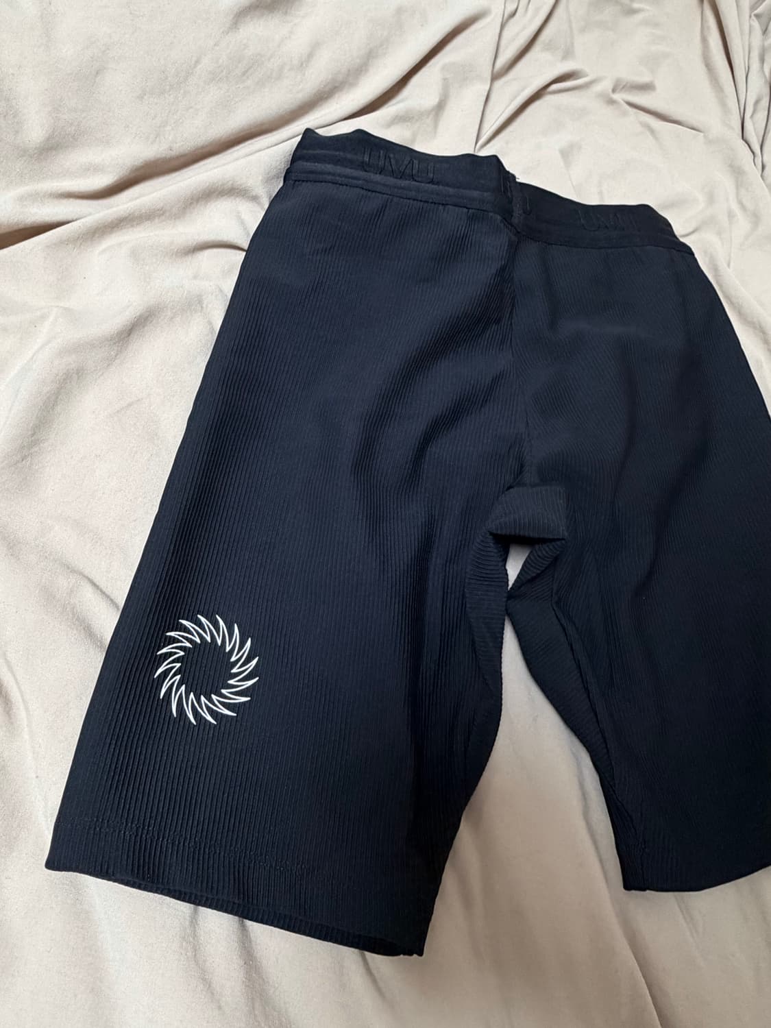 uvu 타이즈 판매합니다  상품이미지3