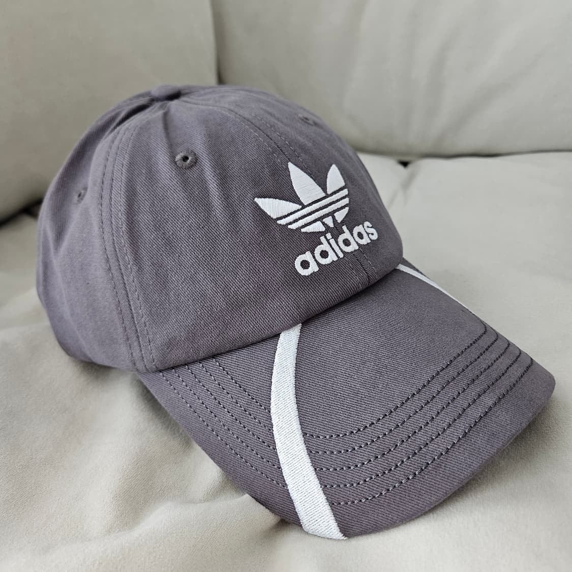 아디다스 오리지널스 볼캡 그레이 상품이미지1