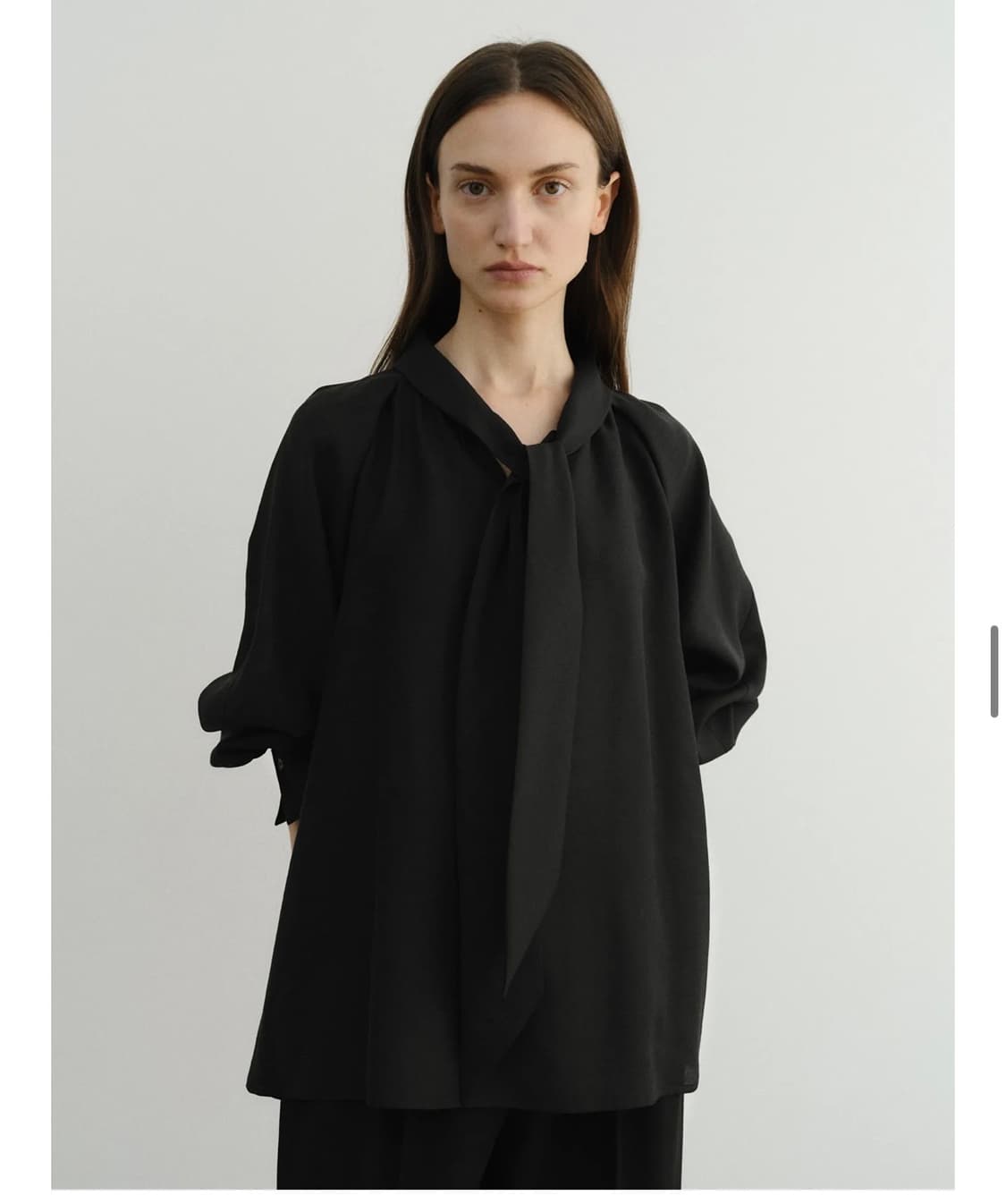 The shirring blouse black 상품이미지1