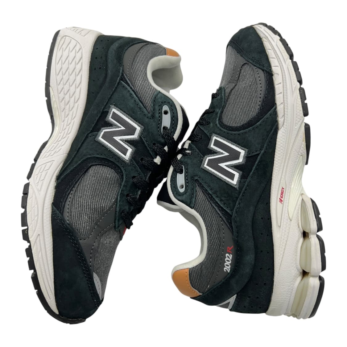 230 뉴발란스 2002R 블랙 세피아 상품이미지3