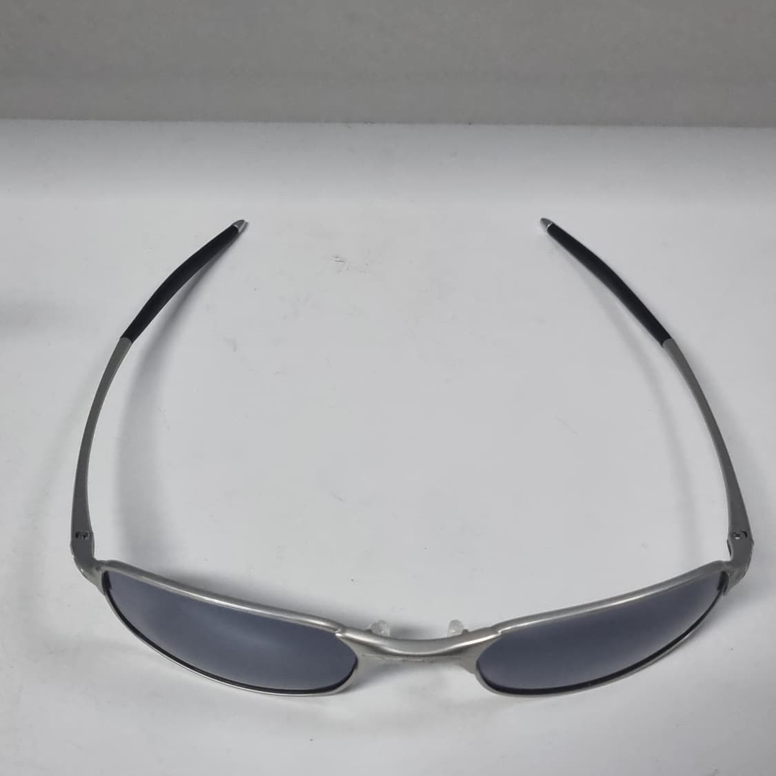 오클리 스퀘어와이어 2.0 스프링 실버 새렌즈 상품이미지8