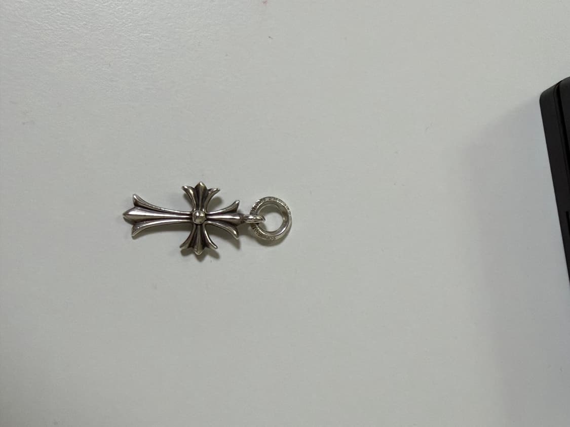 크롬하츠 타이니 크로스 참  상품이미지7