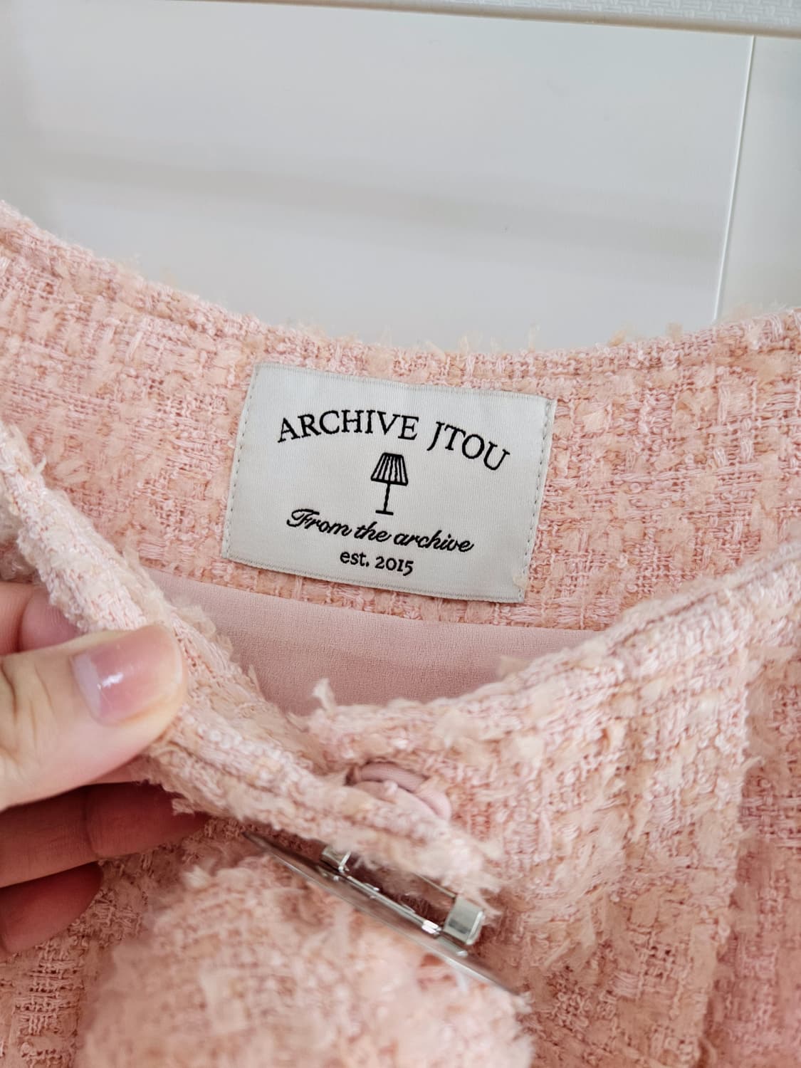 [새상품] 아카이브제이투유 트위드 슬리브리스 로즈 브로치 상품이미지7