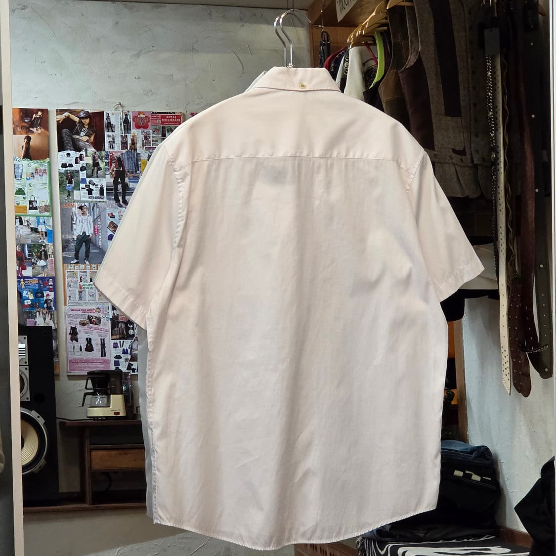 아디다스 화이트 오버핏 반팔 셔츠 상품이미지4