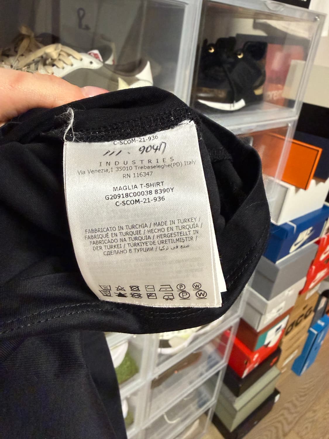 몽클레어 반팔 판매 드라이완료 실착 3회 미만 상품이미지3