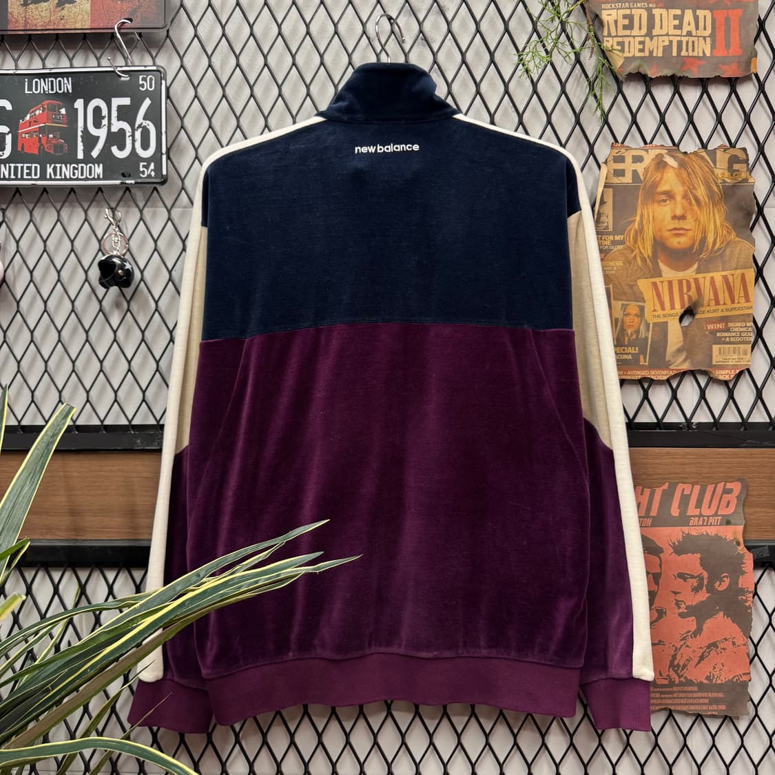 뉴발란스 아노락 벨벳 트랙 자켓 전면 로고 포인트 퍼플 네이비 상품이미지2