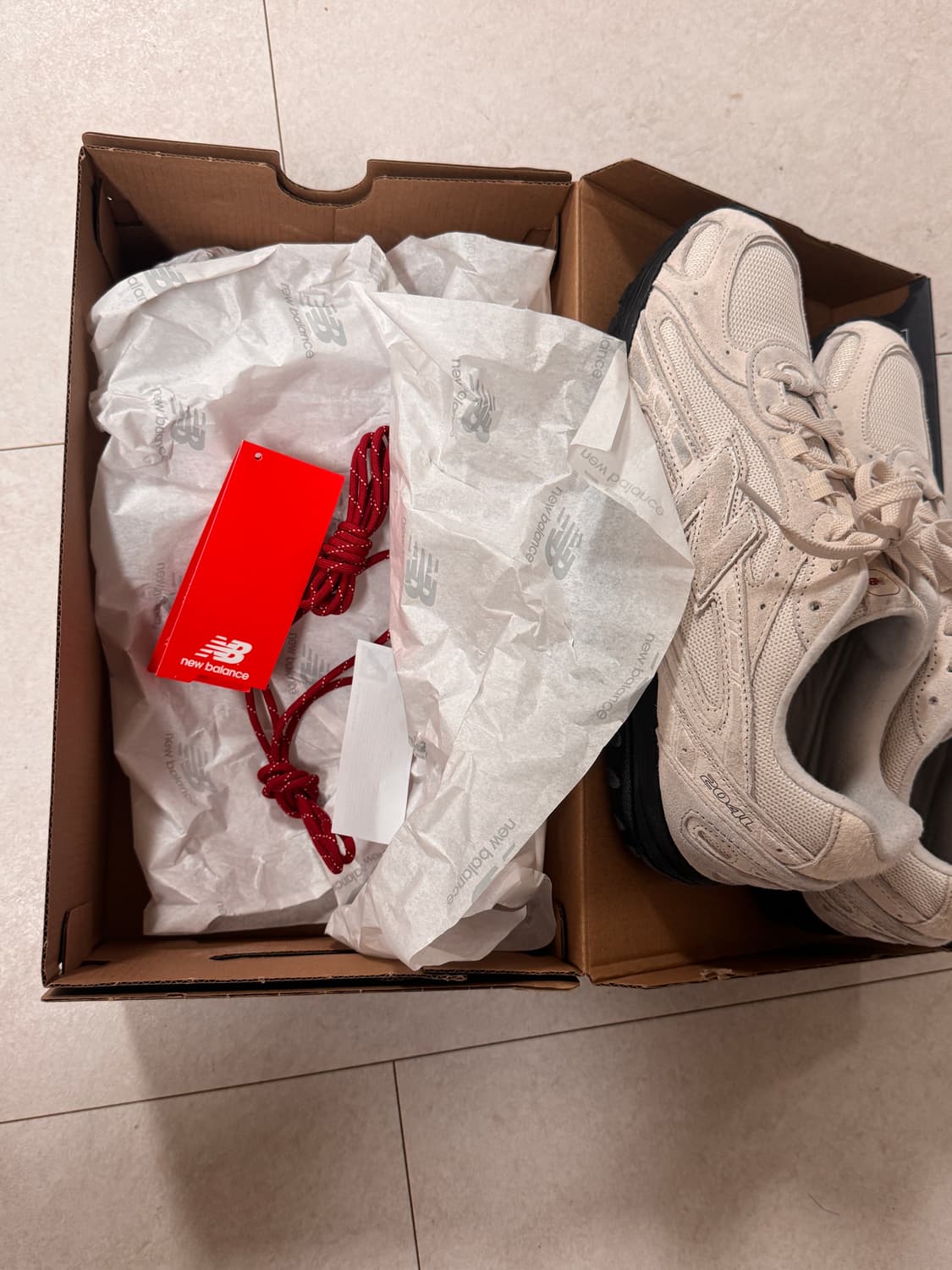 뉴발란스 U204L8OV 팝니다 (시착2회) 상품이미지8