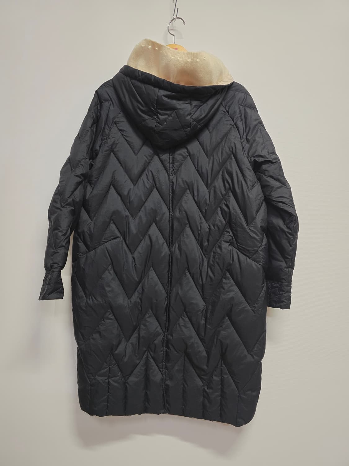 엘렌  퀼팅 다운롱패딩 블랙 상품이미지5