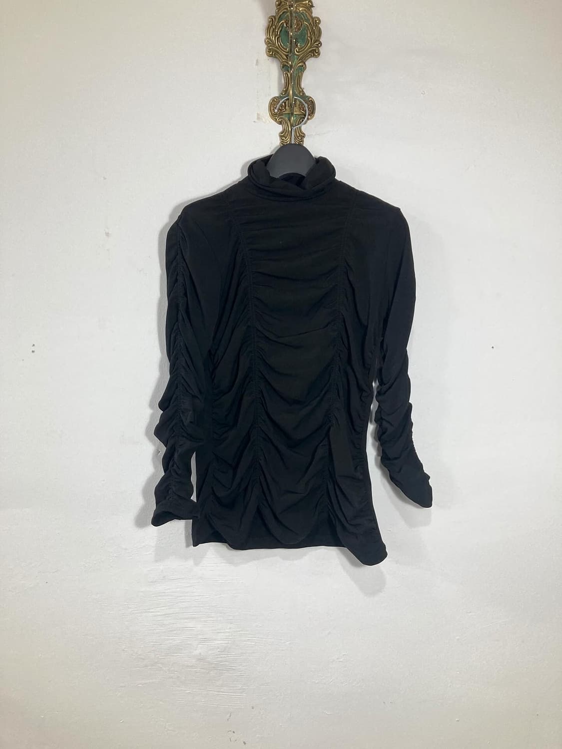Black Ruched High Neck Top 상품이미지1