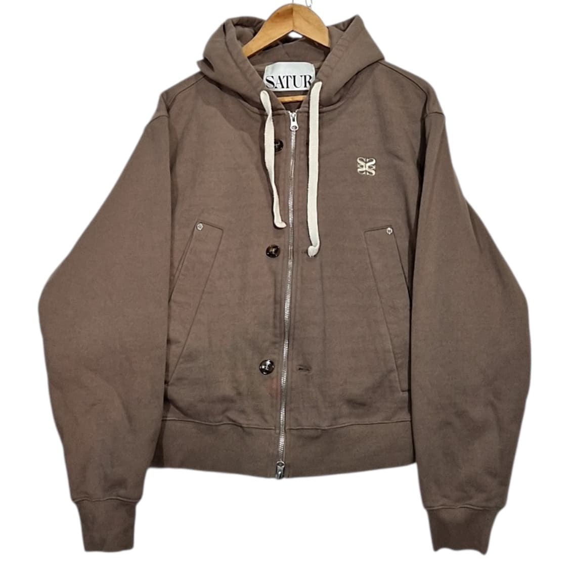 세터 자수로고 후드집업 상품이미지1