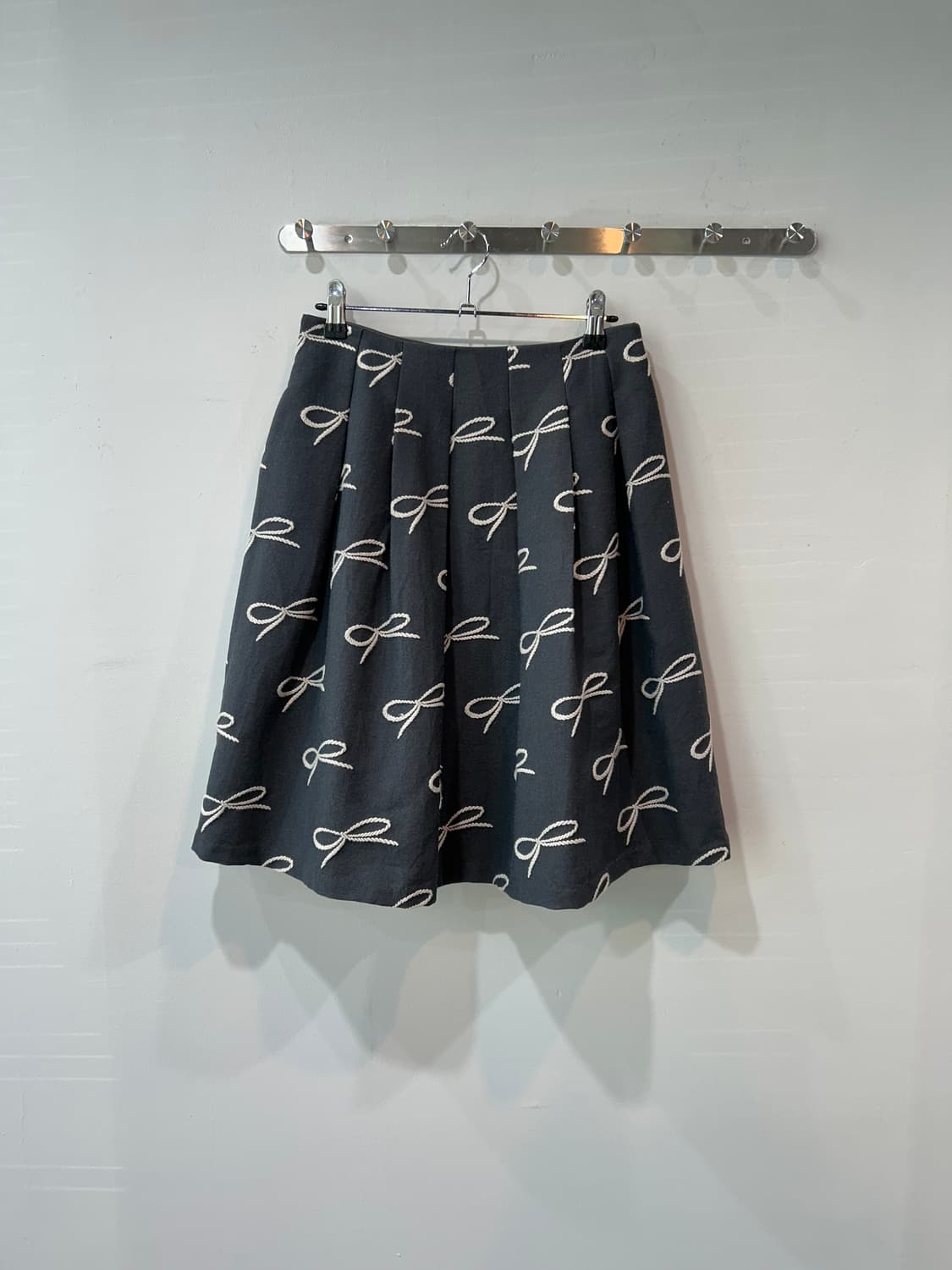 챠콜 리본 볼륨 스커트 상품이미지3