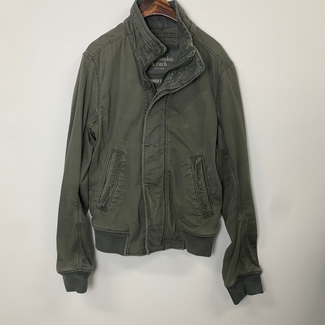 아베크롬비 카키 블루종 봄버 자켓 상품이미지2