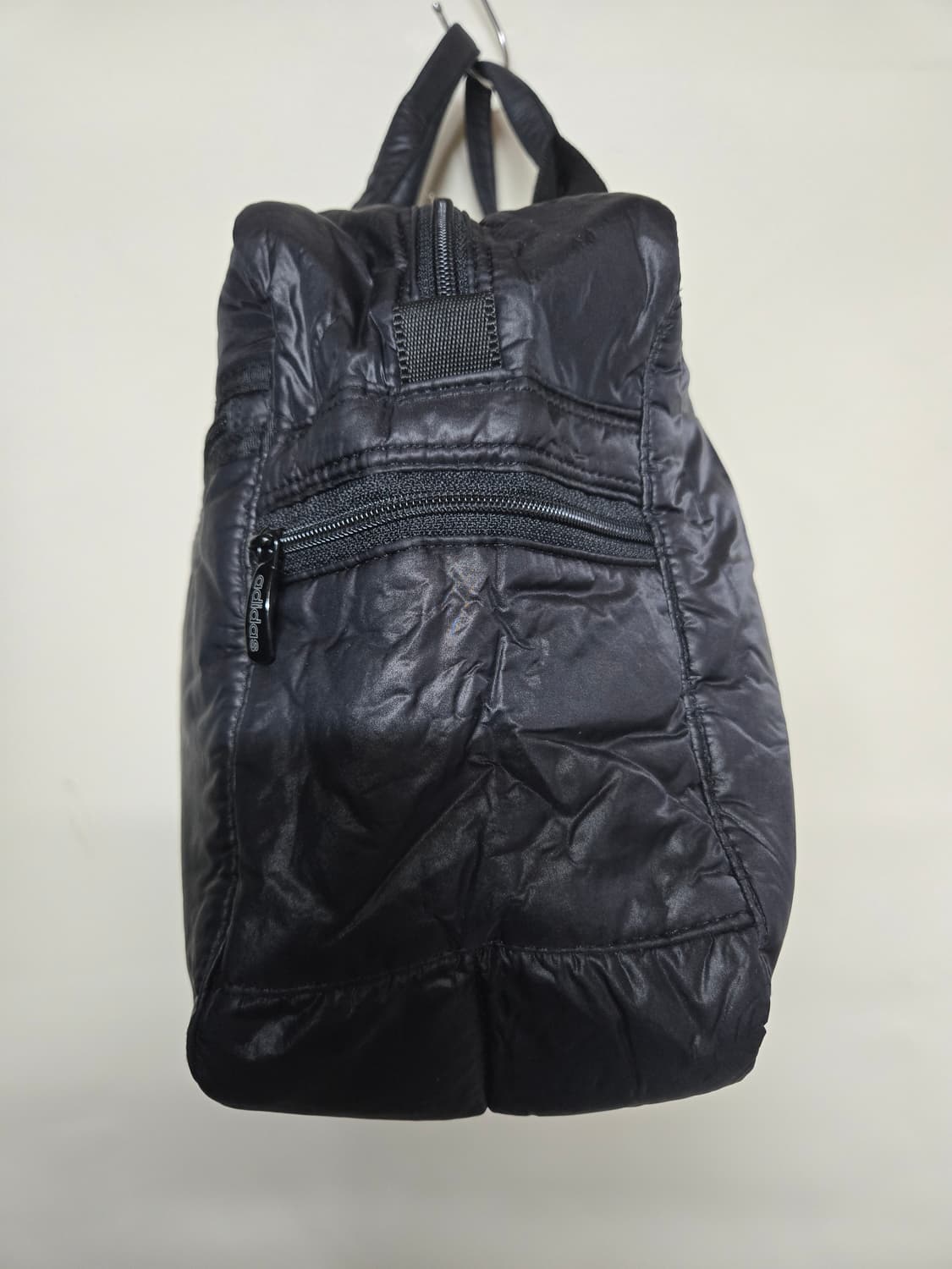 아디다스 블랙 패딩 더플백 가방 상품이미지3