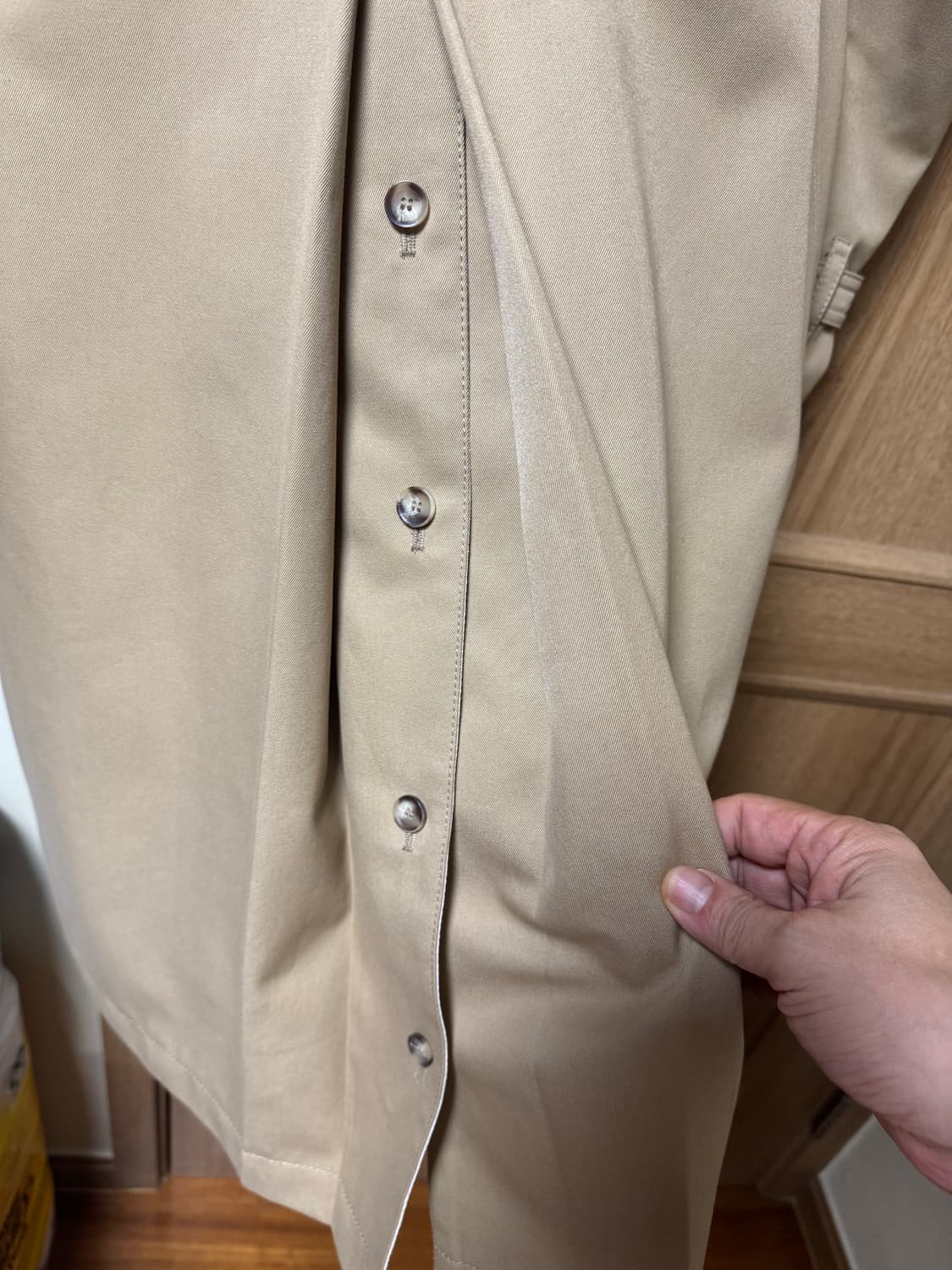 발렌티노 트렌치코트 50 판매합니다 상품이미지5