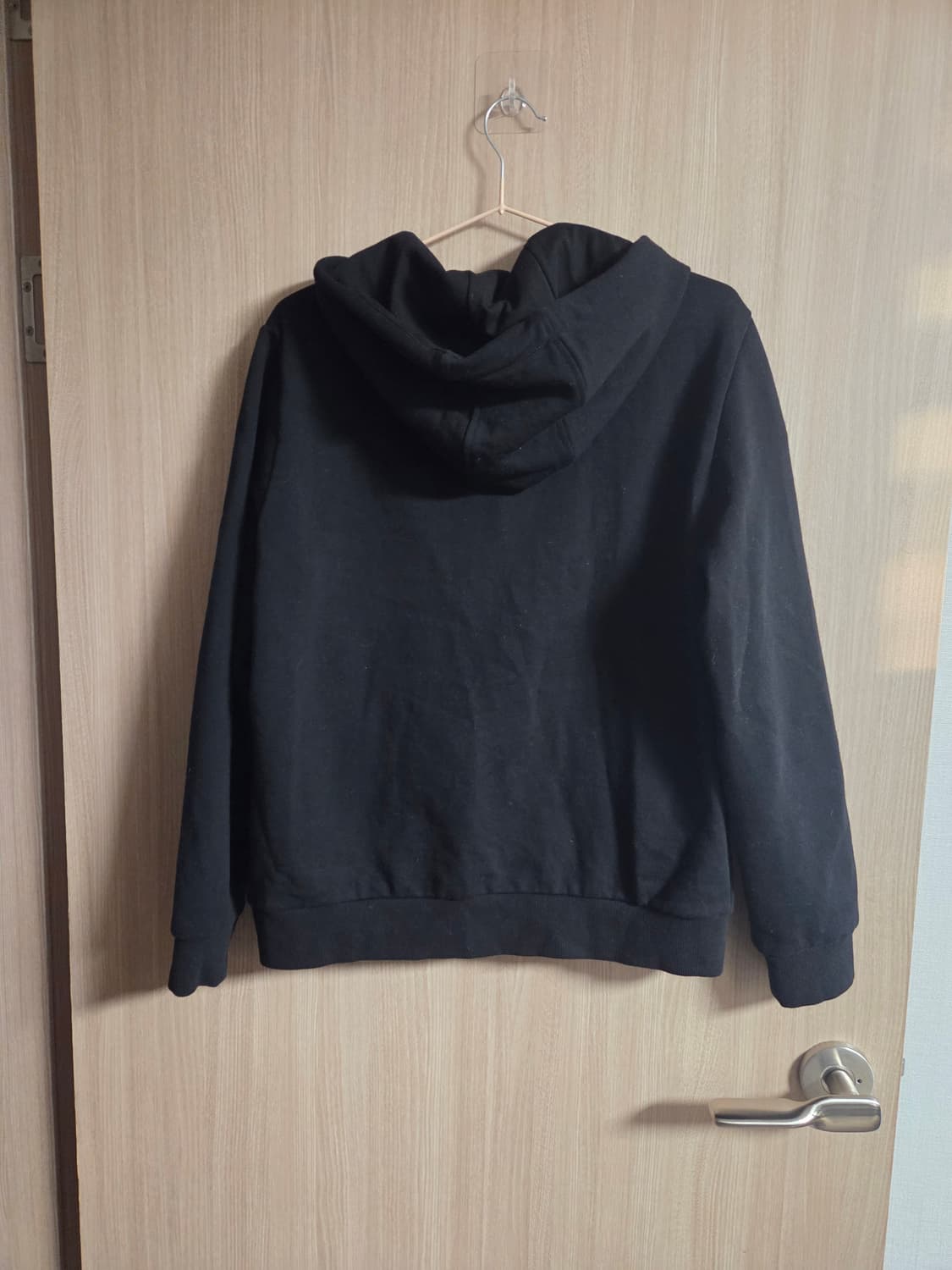 게스 블랙 후드집업 상품이미지8