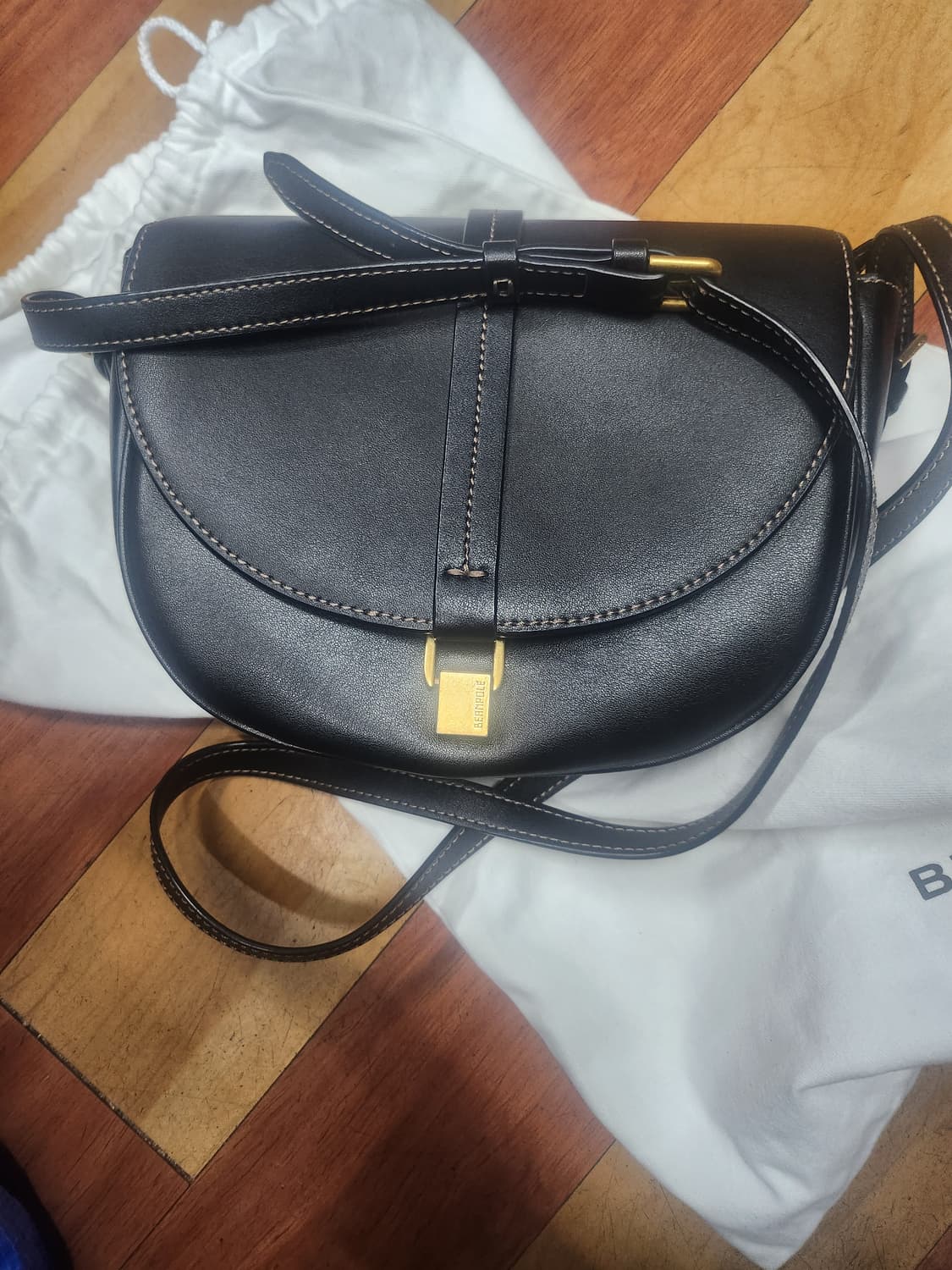 빈폴조이새들백 상품이미지6