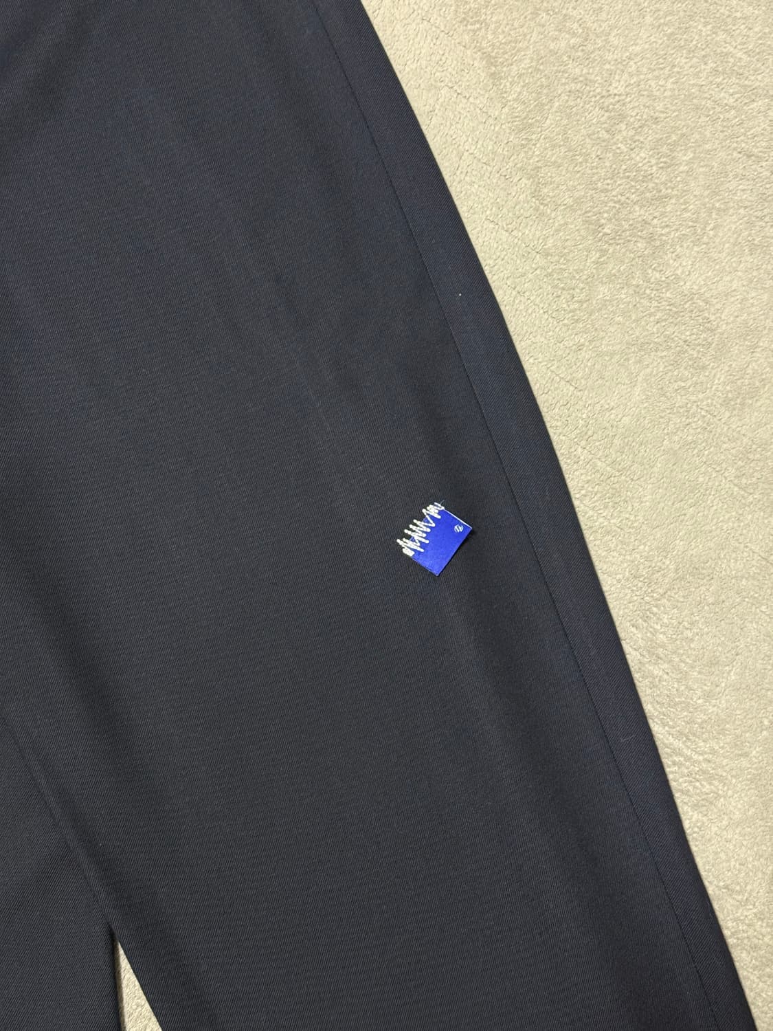 아더에러 자라 핀턱 트라우저 네이비 M 상품이미지4