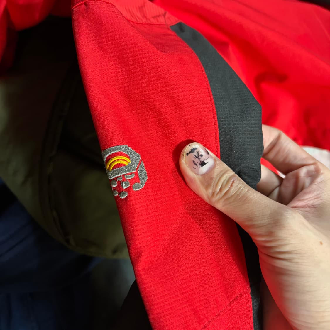 마운틴하드웨어 코프코어 고어텍스 바람막이 자켓 S/90  상품이미지6