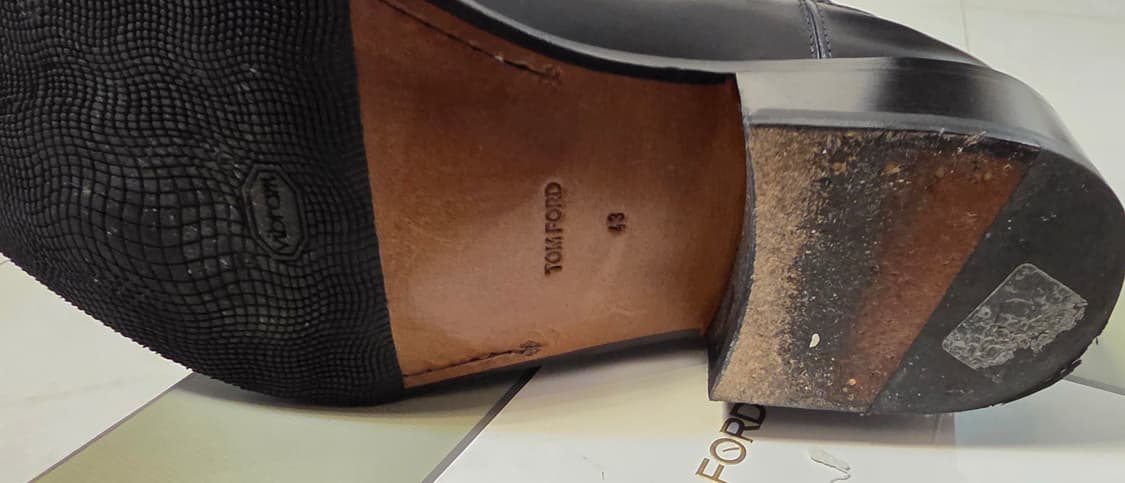 톰포드 버니쉬드 레더 첼시부츠 43 상품이미지5