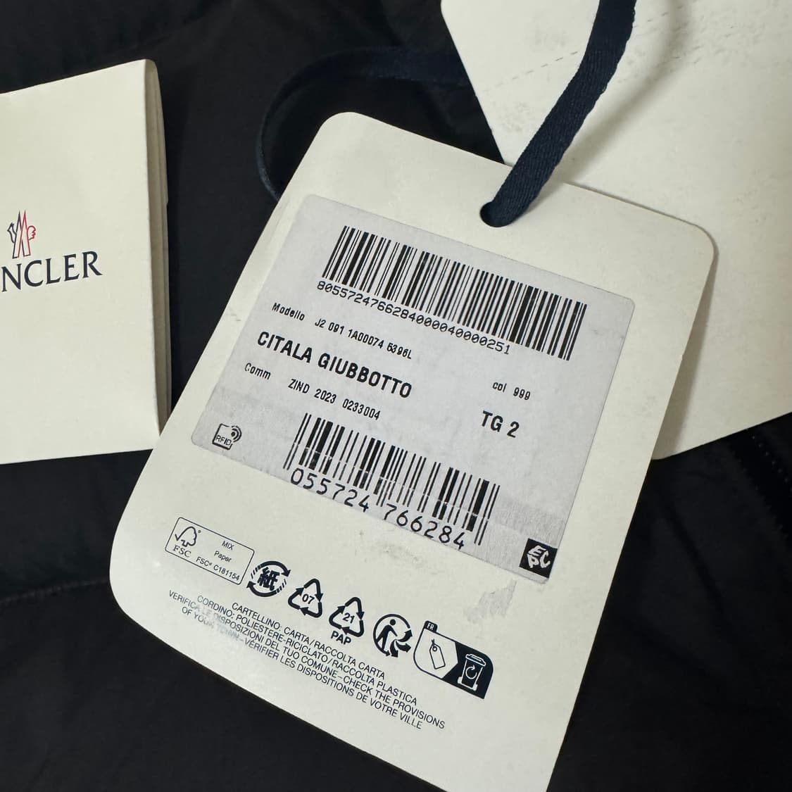 몽클레어 시탈라 citala 패딩 블랙 2사이즈 판매 상품이미지5