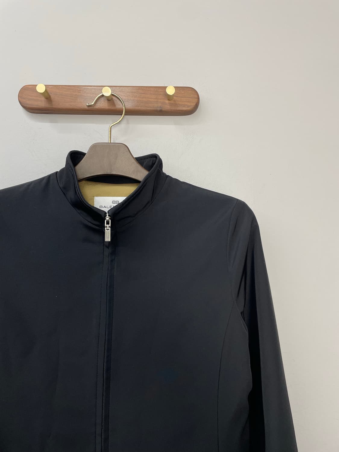 발렌시아가 퍼 블랙 집업 자켓 H1406 상품이미지3