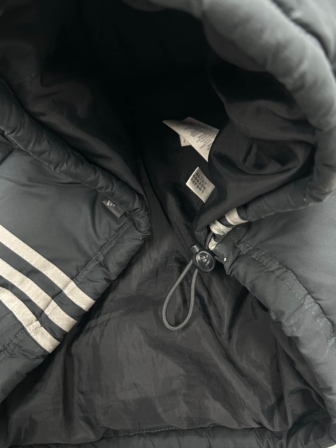 아디다스 블랙 패딩 조끼 L 상품이미지6