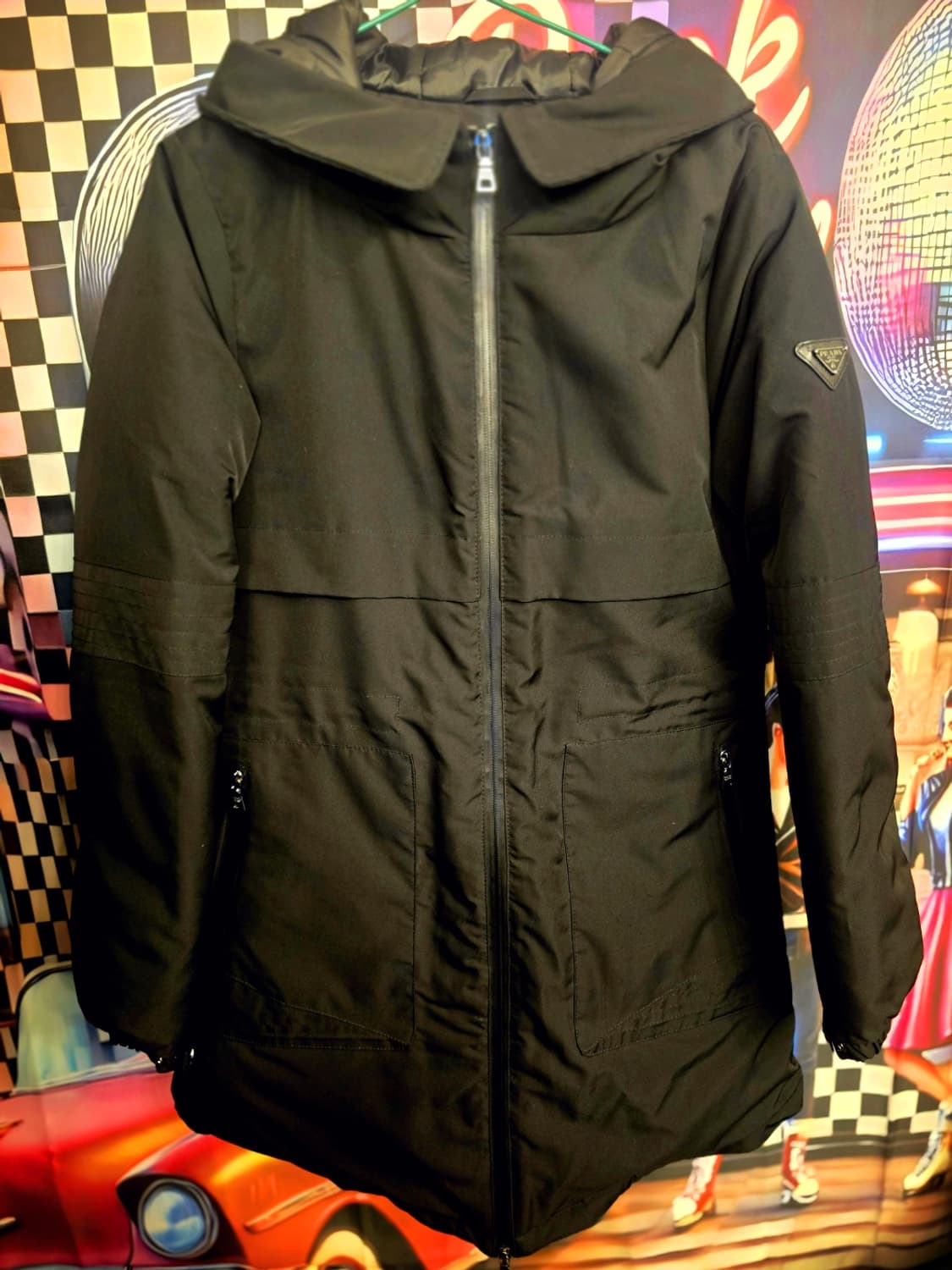 프라다(Prada) 블랙 다운 패딩 상품이미지10