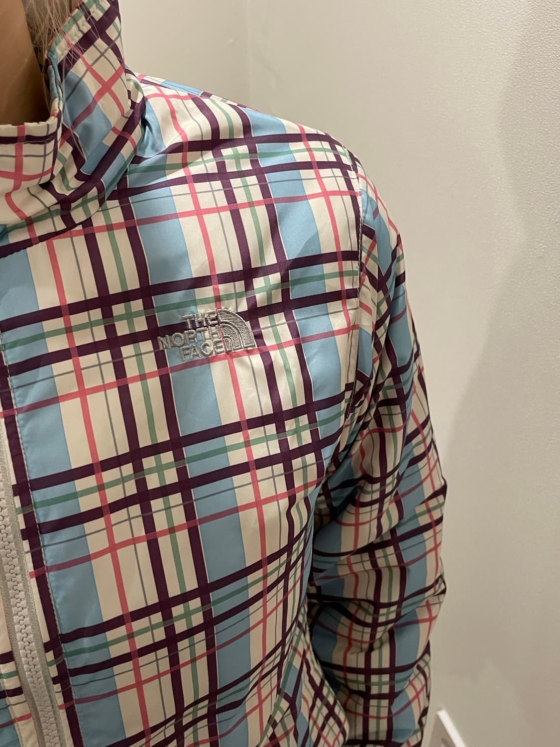 노스페이스 경량패딩 상품이미지3