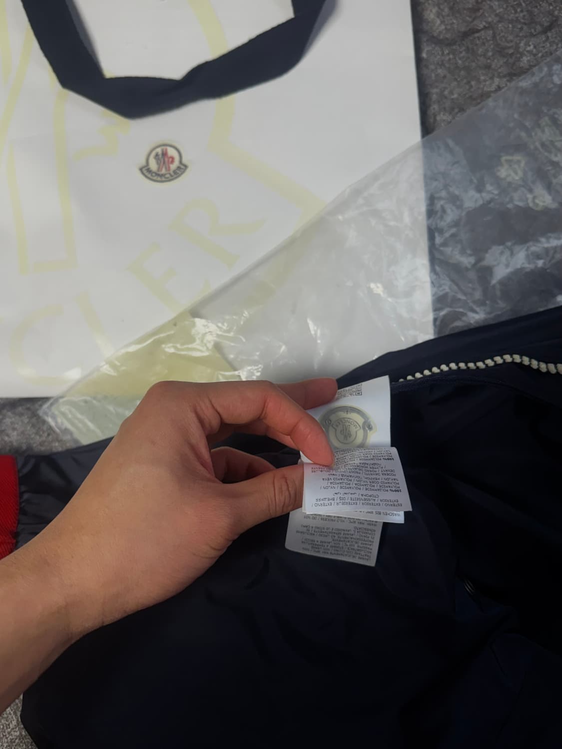 몽클레어 바람막이 상품이미지3