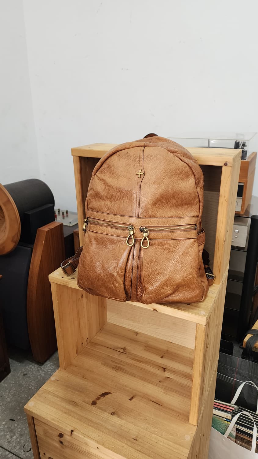 TOUCH 가죽 백팩 상품이미지1