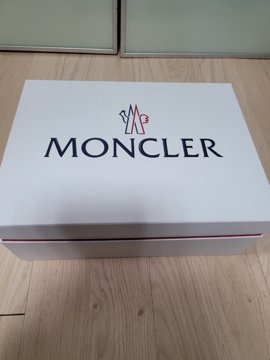 도시의 일상부터 설산의 정점까지, 몽클레르 트레일그립 GTX 화이트 상품이미지7