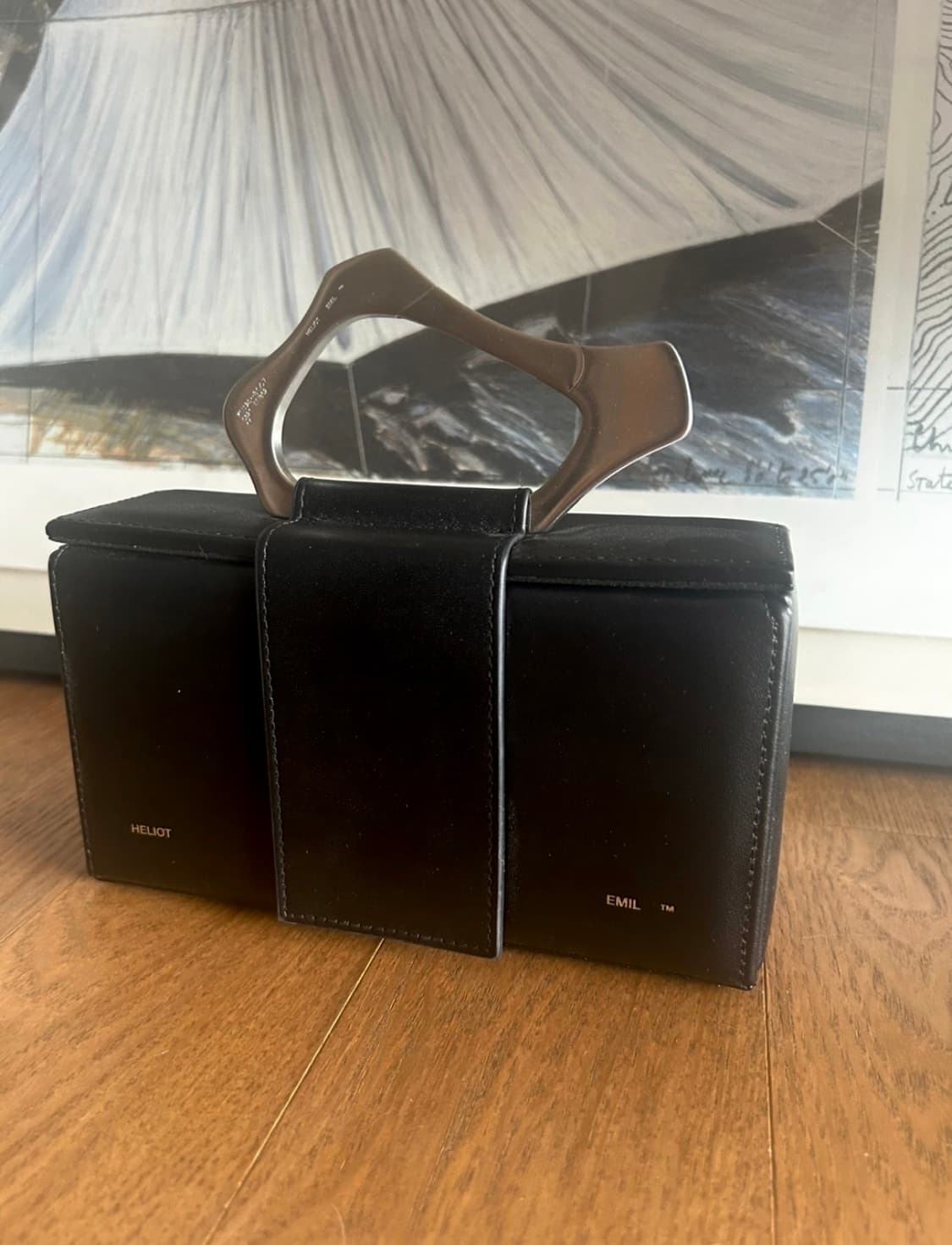 엘리엇 에밀 박스백 상품이미지1