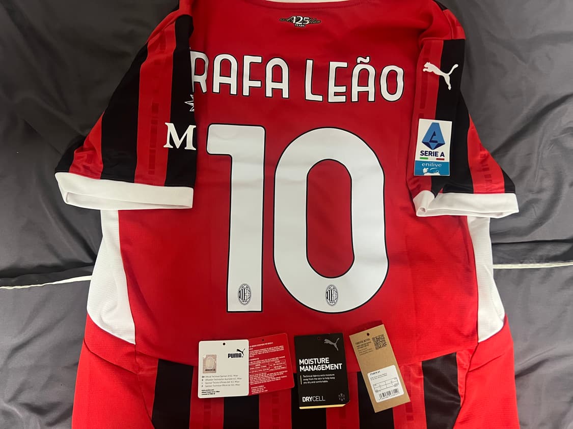 [새상품, 정품] 푸마 AC밀란 홈 어센틱 라파엘 레앙 L 상품이미지2