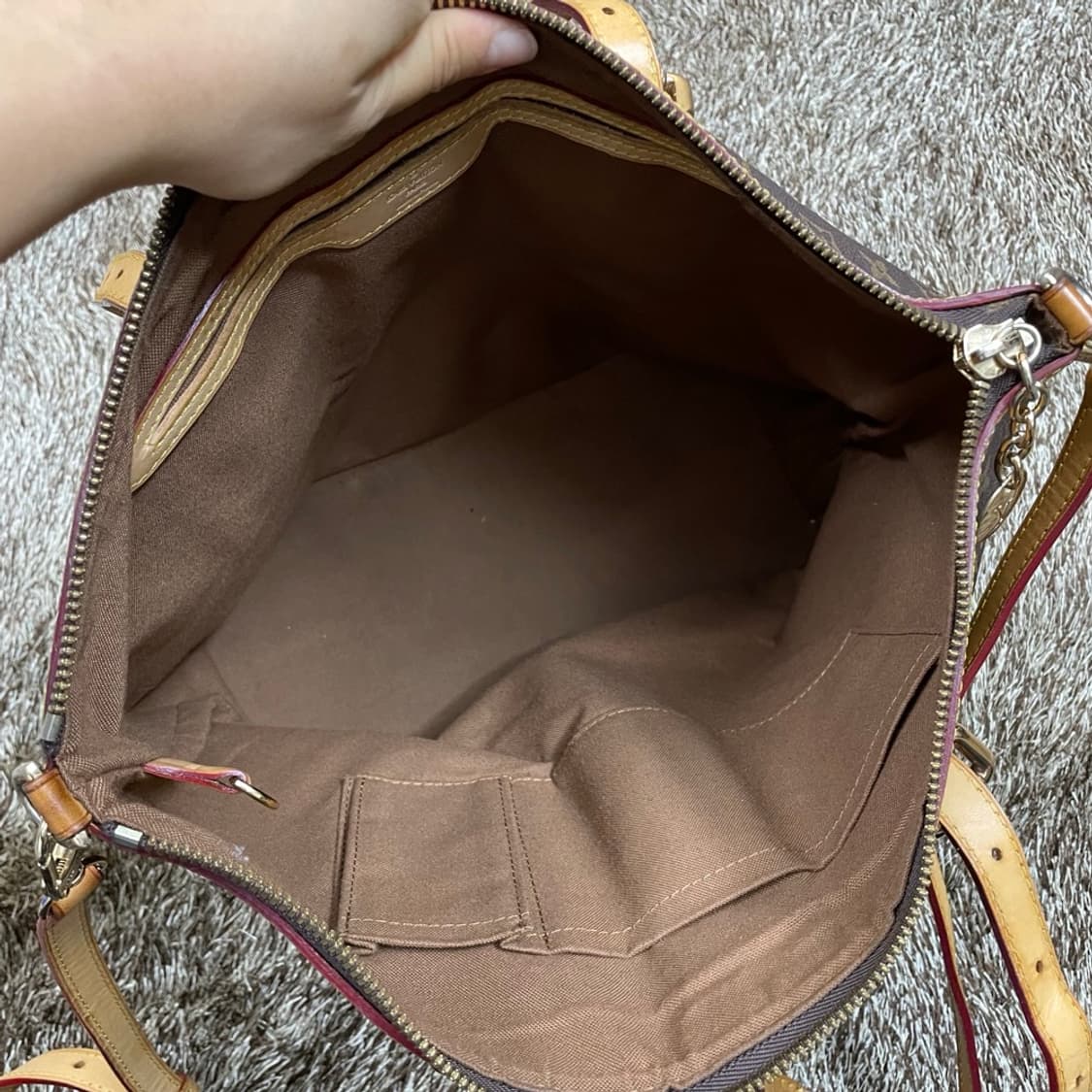 루이비통 몽뜨뉴 GM 모노그램 토트백 라지 상품이미지7