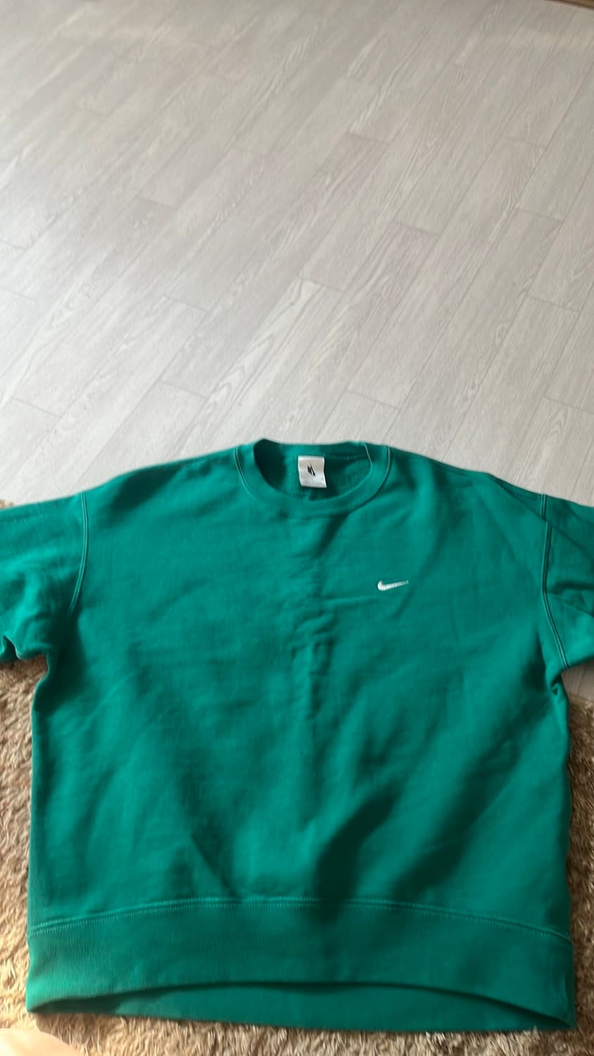 나이키 맨투맨 상품이미지1