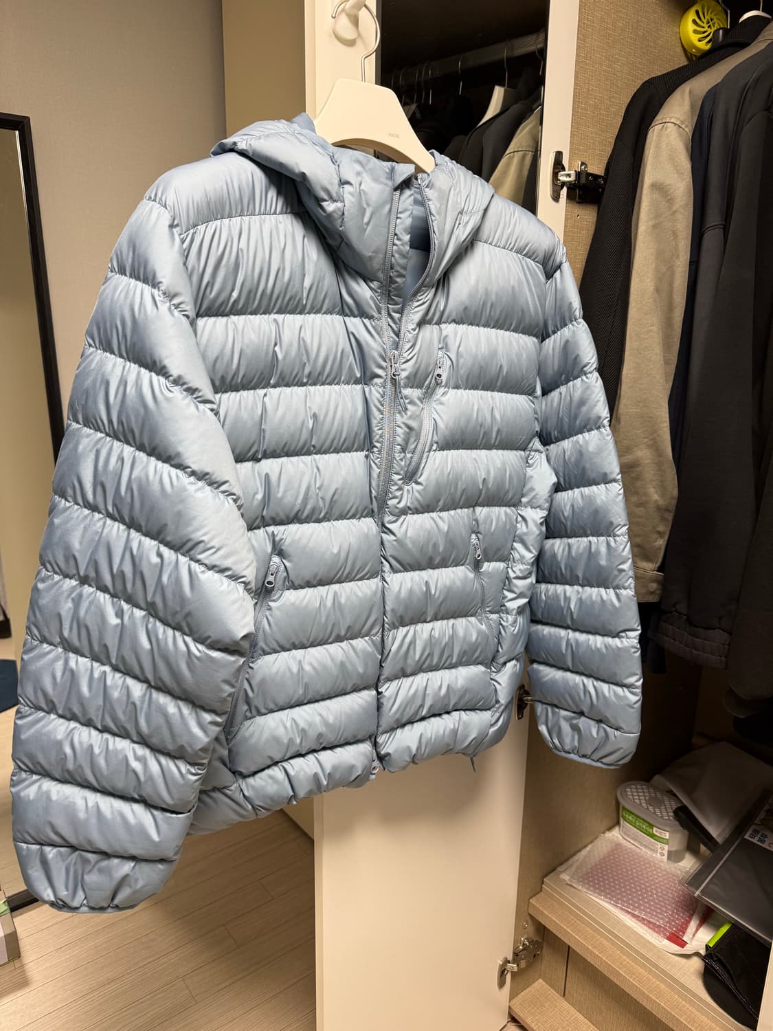 [2XL] 무신사스탠다드 시티 레저 후디드 라이트 패딩 문블루 상품이미지2