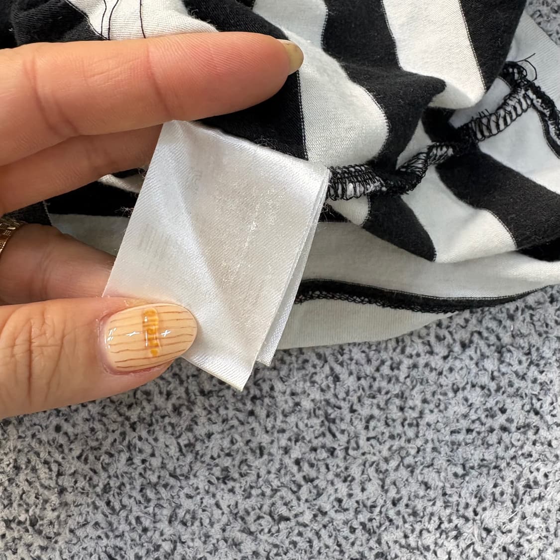 36 럭키슈에뜨 스트라이프 롱슬리브 0414J 상품이미지4