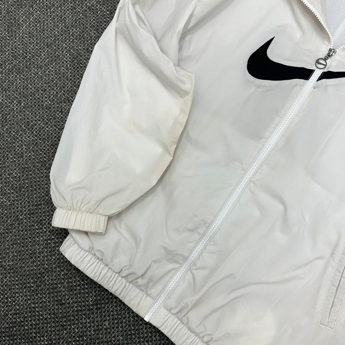 나이키 신형 빈티지 화이트 바람막이 S 상품이미지5