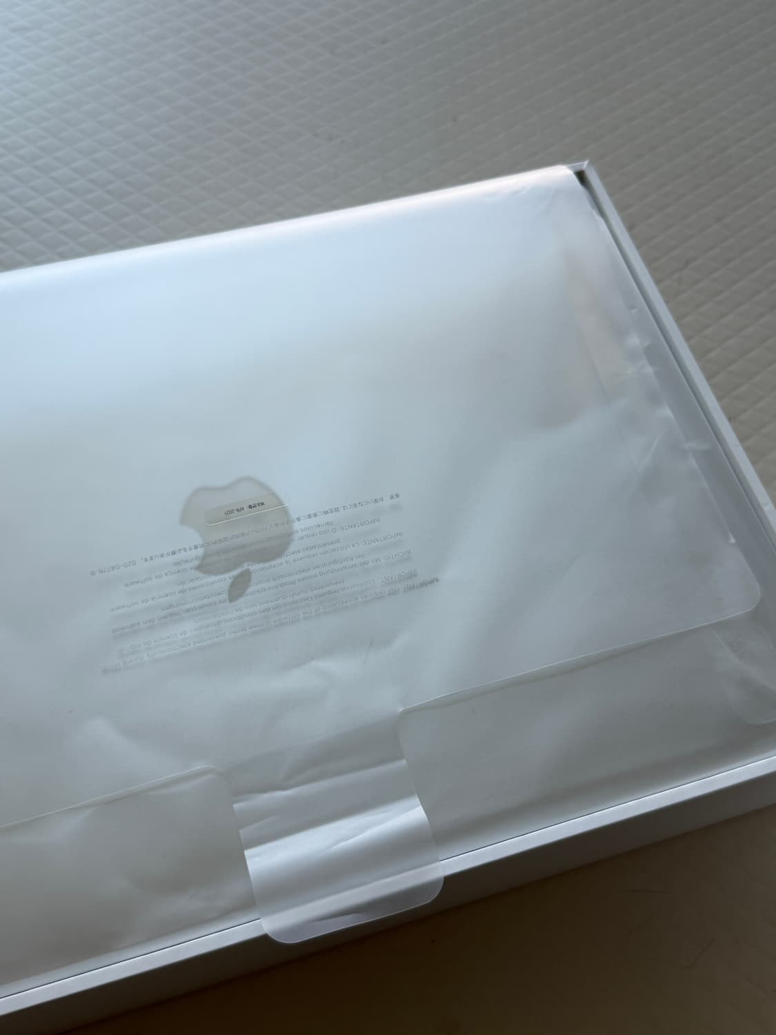 (풀박)맥북에어 M1 실버 8기가 256ssd+케이스티파이 케이스 상품이미지9