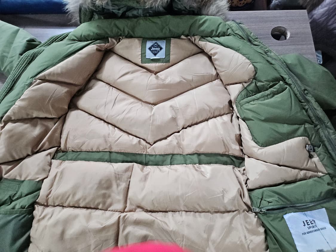 지프  정품 라쿤퍼 다운패딩 95M 상품이미지4