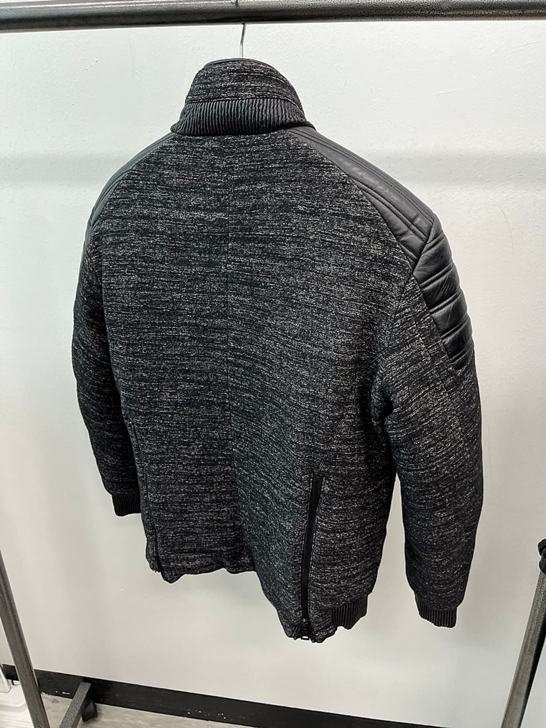 100) 반하트 레더믹스 구스 바이커 상품이미지5