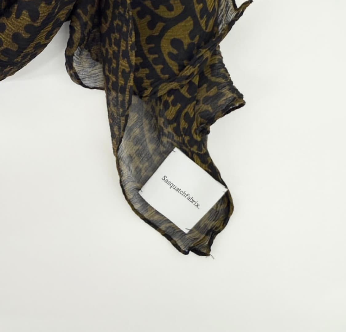 사스콰치패브릭스 패턴 스카프 상품이미지2