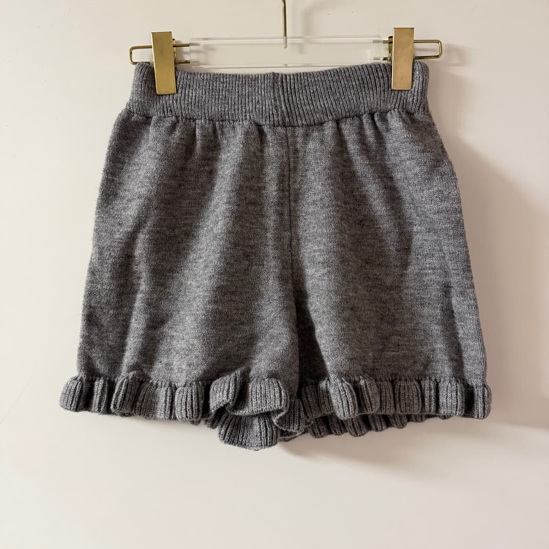 새상품 여자 니트 프릴 반바지 (그레이) 상품이미지1