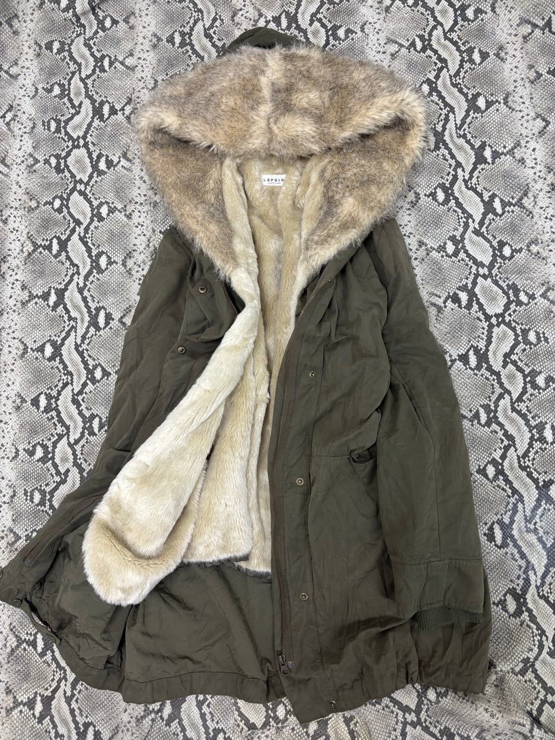 Grunge Mood Fur Trimming Parka 상품이미지3