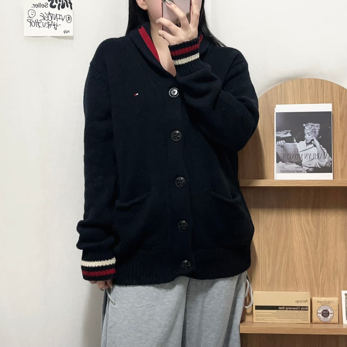 [정품] 타미 블랙 넥 숄더 두툼 가디건 [ M ] 상품이미지2