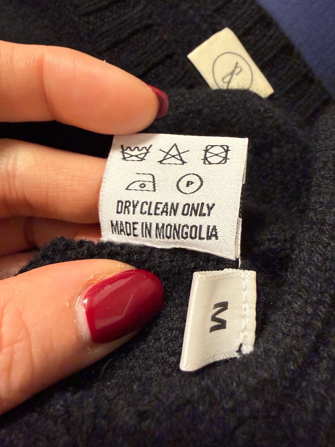 식스앤어하프 로로스웨터 블랙M 상품이미지5