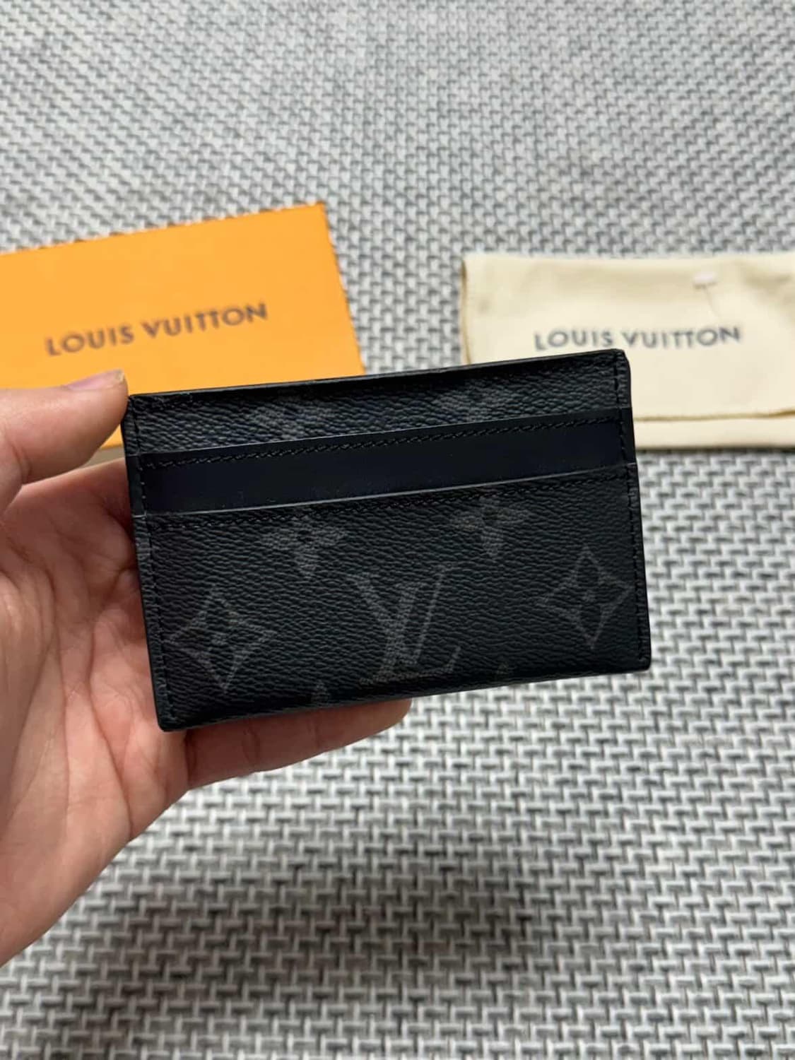 루이비통 모노그램 이클립스 카드지갑 상품이미지1